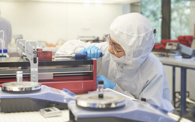 Beitragsbild für Lehrstuhl WW6: Materialien der Elektronik und der Energietechnologie