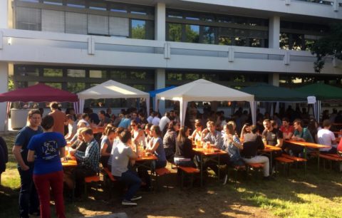 Zum Artikel "Sommerfest des Departments Werkstoffwissenschaften"