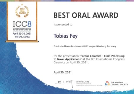 Zum Artikel "Dr. Tobias Fey awarded for Best Oral Presentation at the ICC8"