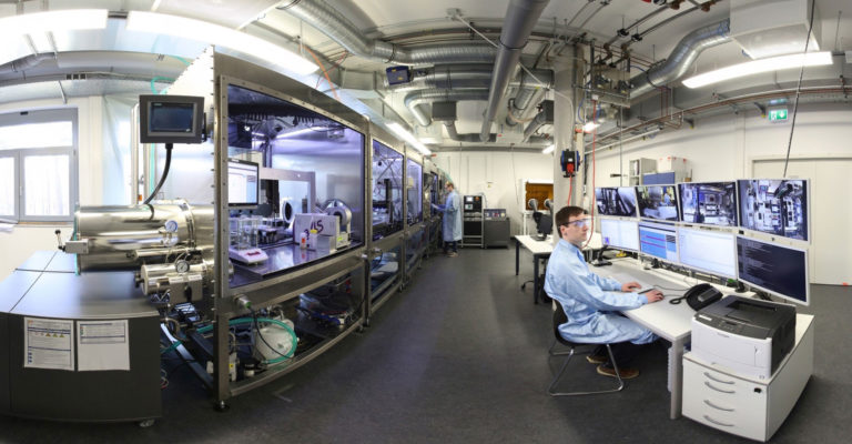 Schutzverpackung für Ladungsträger